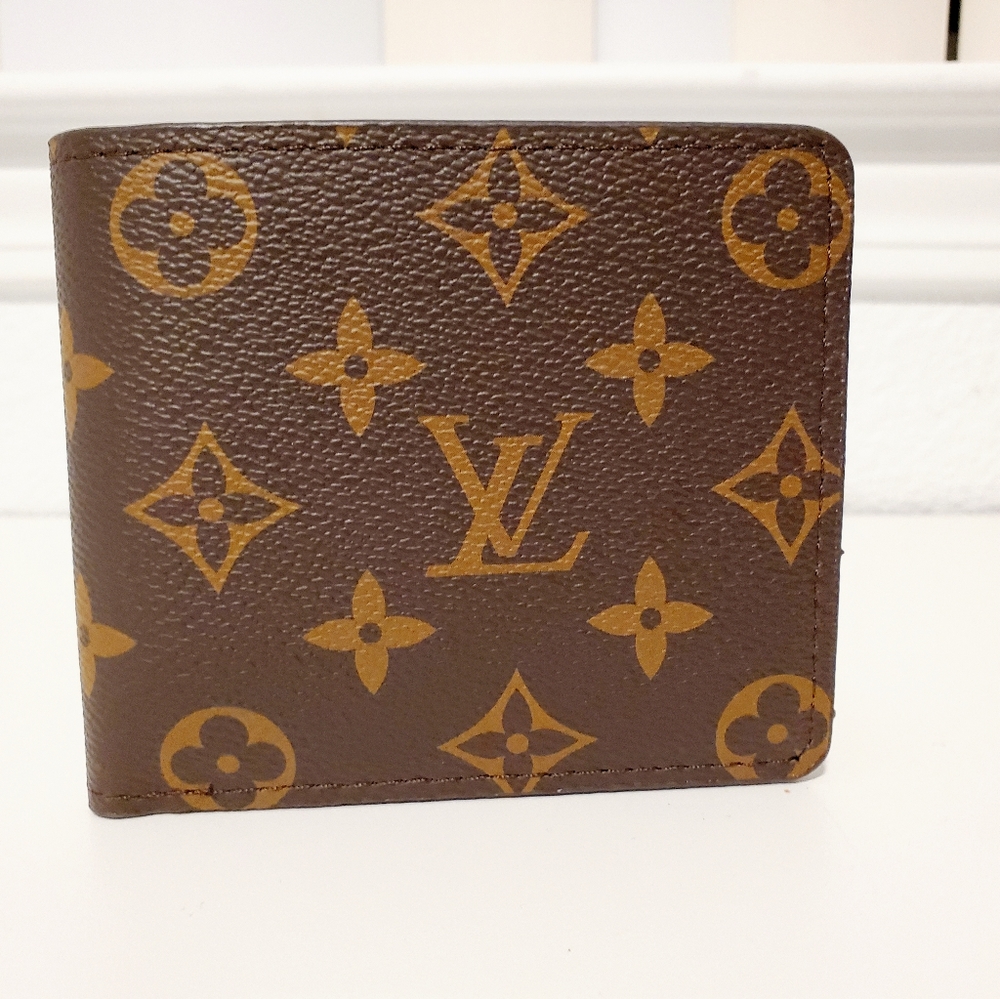 New Men's Monogram Louis Vuitton Wallet - M60895